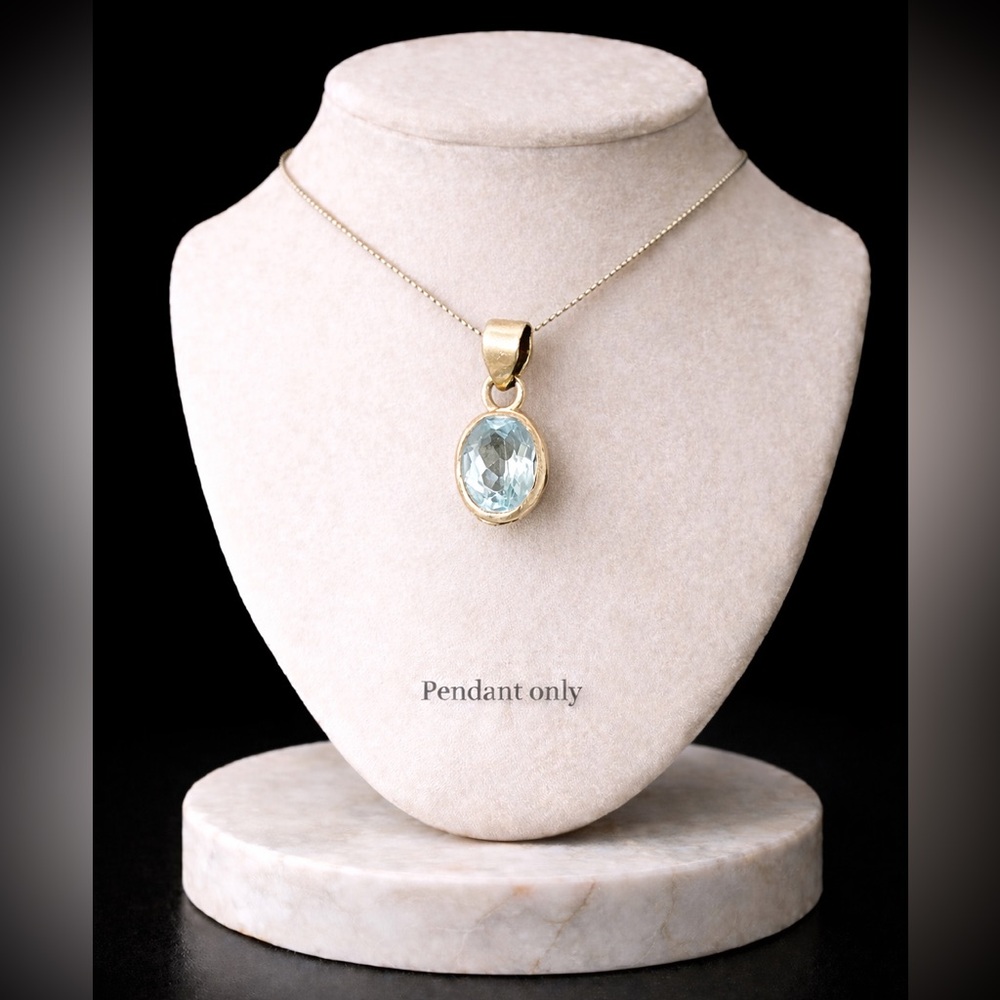 Blue Topaz 925 Silver Pendant Small Gemstone